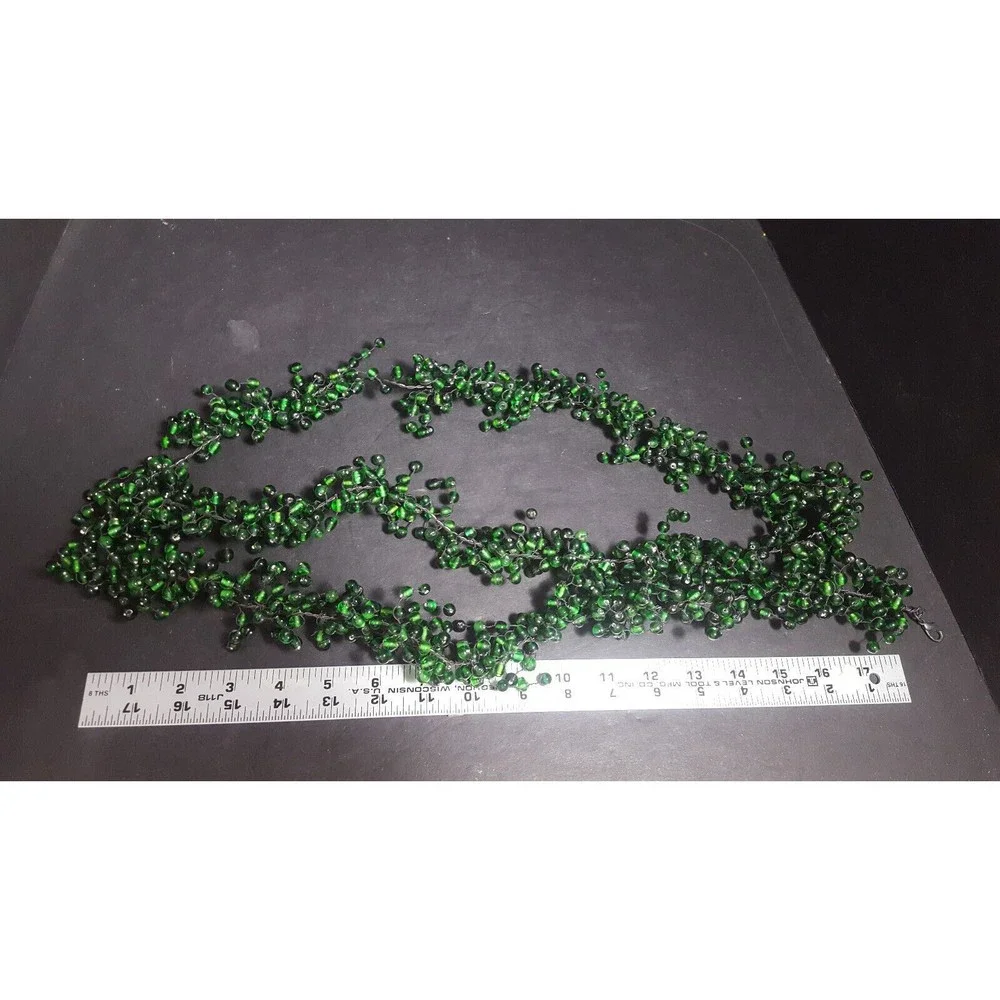 pottery barn green pepperberry garland 5ft
